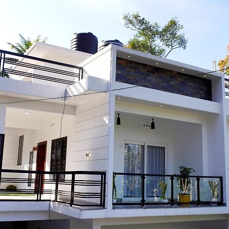 Vaishnavam Double Bedroom Villa テッカディ エクステリア 写真