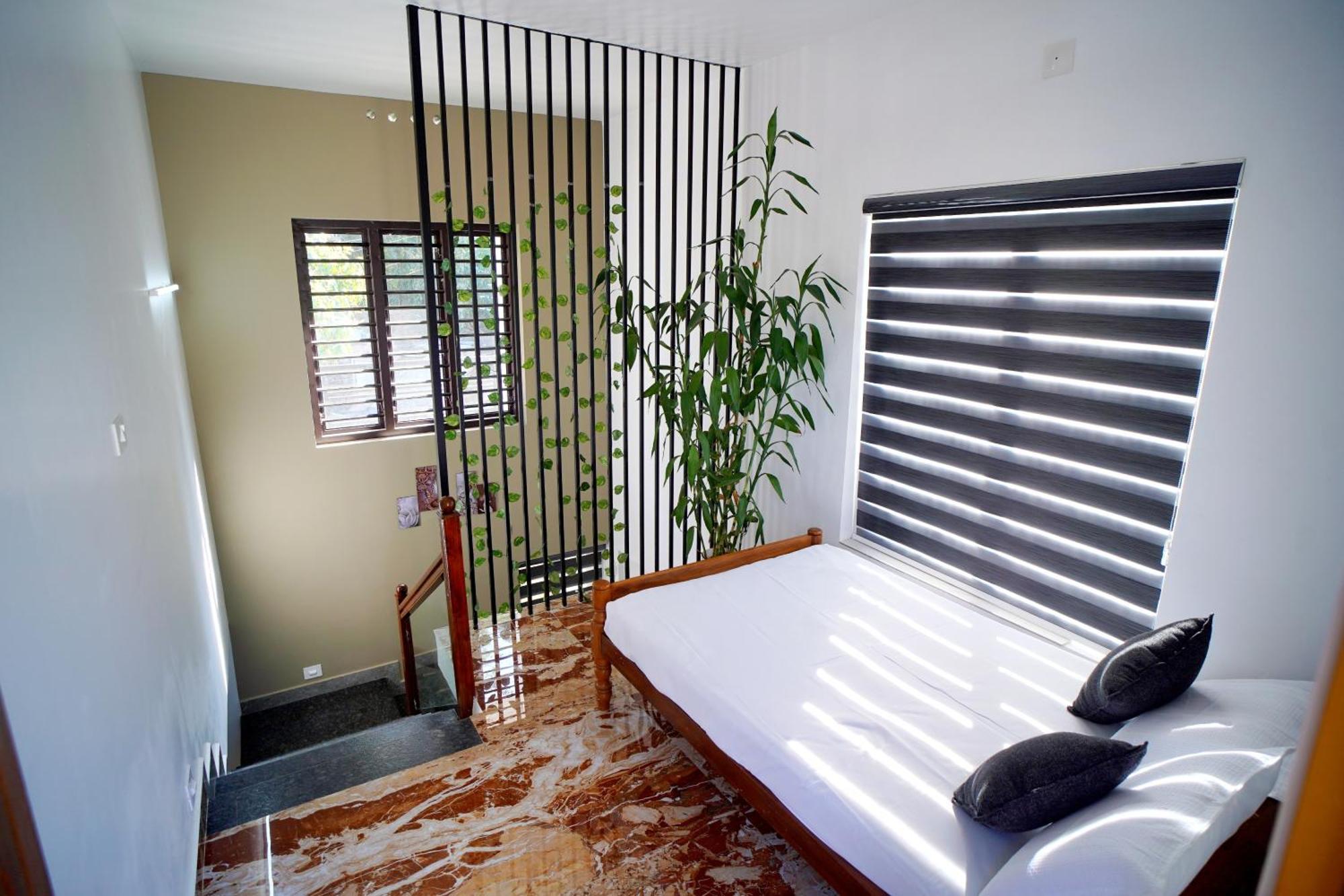 Vaishnavam Double Bedroom Villa テッカディ エクステリア 写真